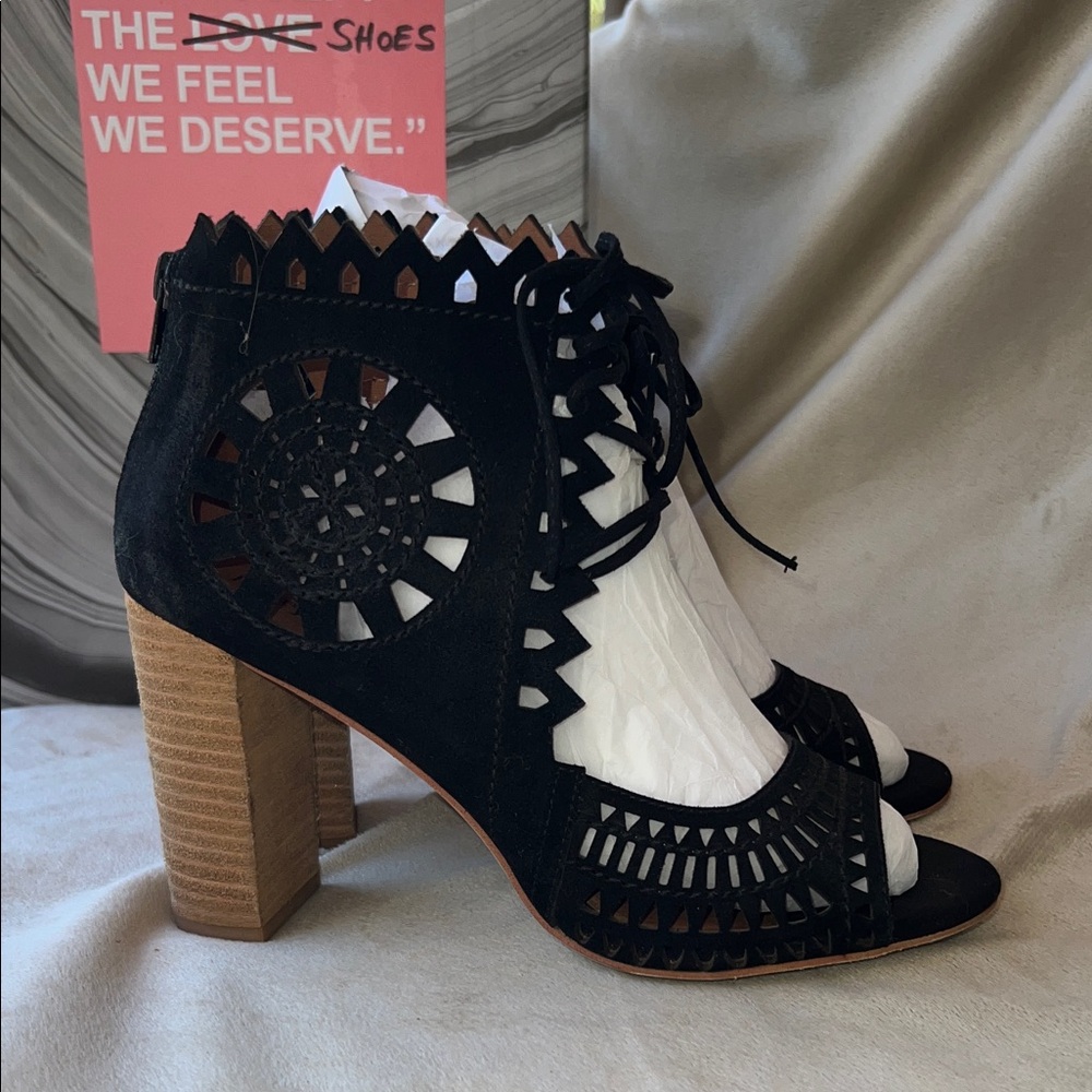 Jeffrey Campbell Cordia black suede